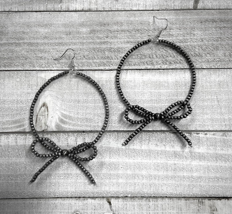 Bexleigh Bow Navajo Pearl Hoop Earrings