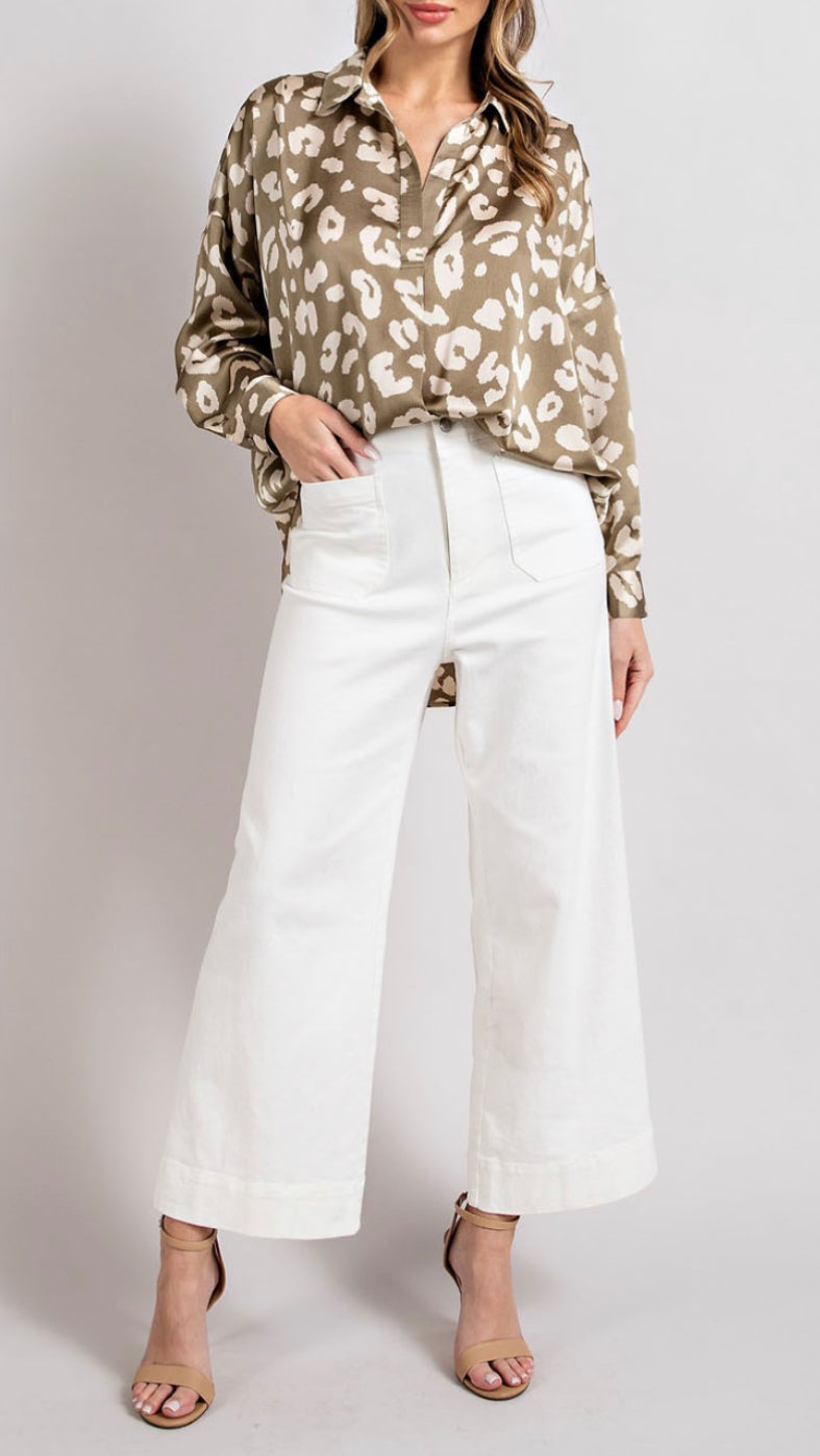 Breckinridge Leopard Flowy Button Up Top - Also in Plus Size