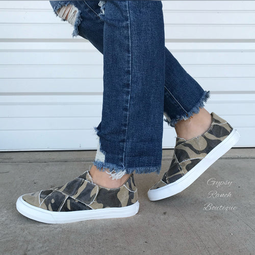 Gypsy Jazz Carraba Camo Slip On Shoes