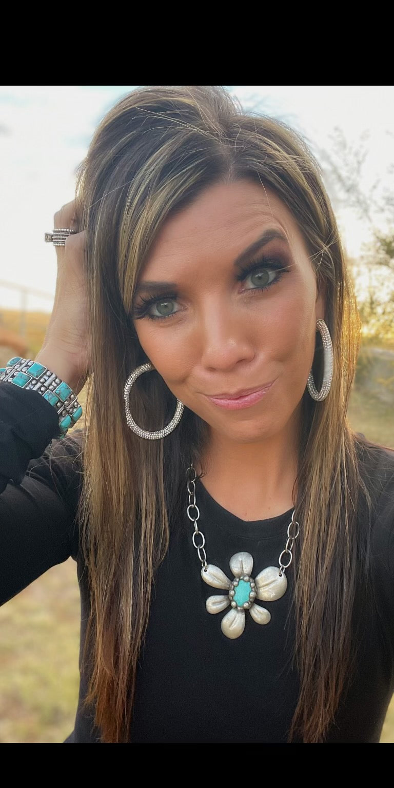Flower Child Turquoise Necklace