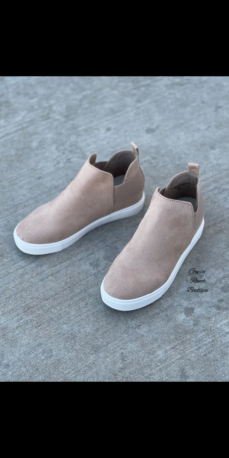 Waukesha Taupe Shoes