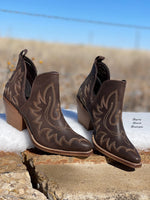 The Wyoming Hills Leather Boots